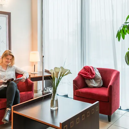 Adagio Access Jolimont Апарт-отель 2*