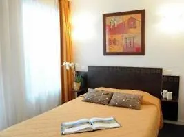 Adagio Access Jolimont 2*
