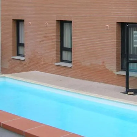 Adagio Access Jolimont 2* Тулуза